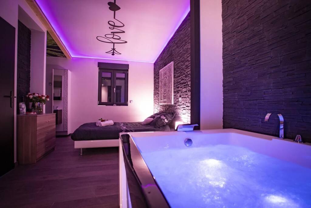 Le Cottage Zen Love Foucherans  Luaran gambar